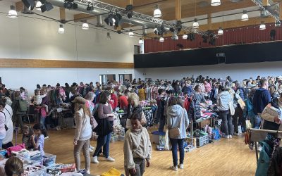 Leckere Dampfnudeln und Flohmarkt für Kindersachen